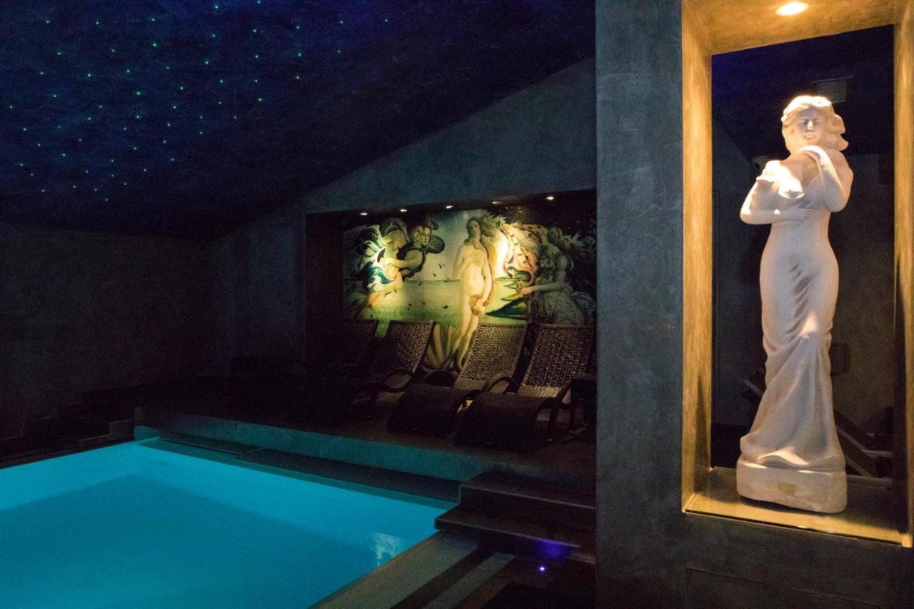 Locanda Al Castello Wellness Resort ชิวีดาเล เดล ฟรีอูลี ภายนอก รูปภาพ