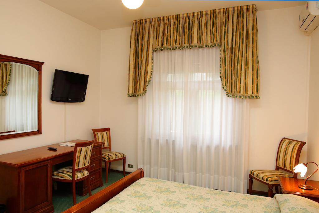 Locanda Al Castello Wellness Resort ชิวีดาเล เดล ฟรีอูลี ห้อง รูปภาพ