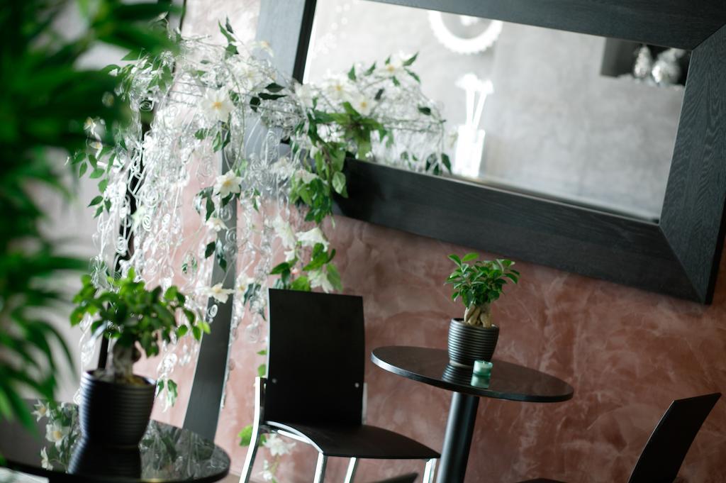 Locanda Al Castello Wellness Resort ชิวีดาเล เดล ฟรีอูลี ภายนอก รูปภาพ